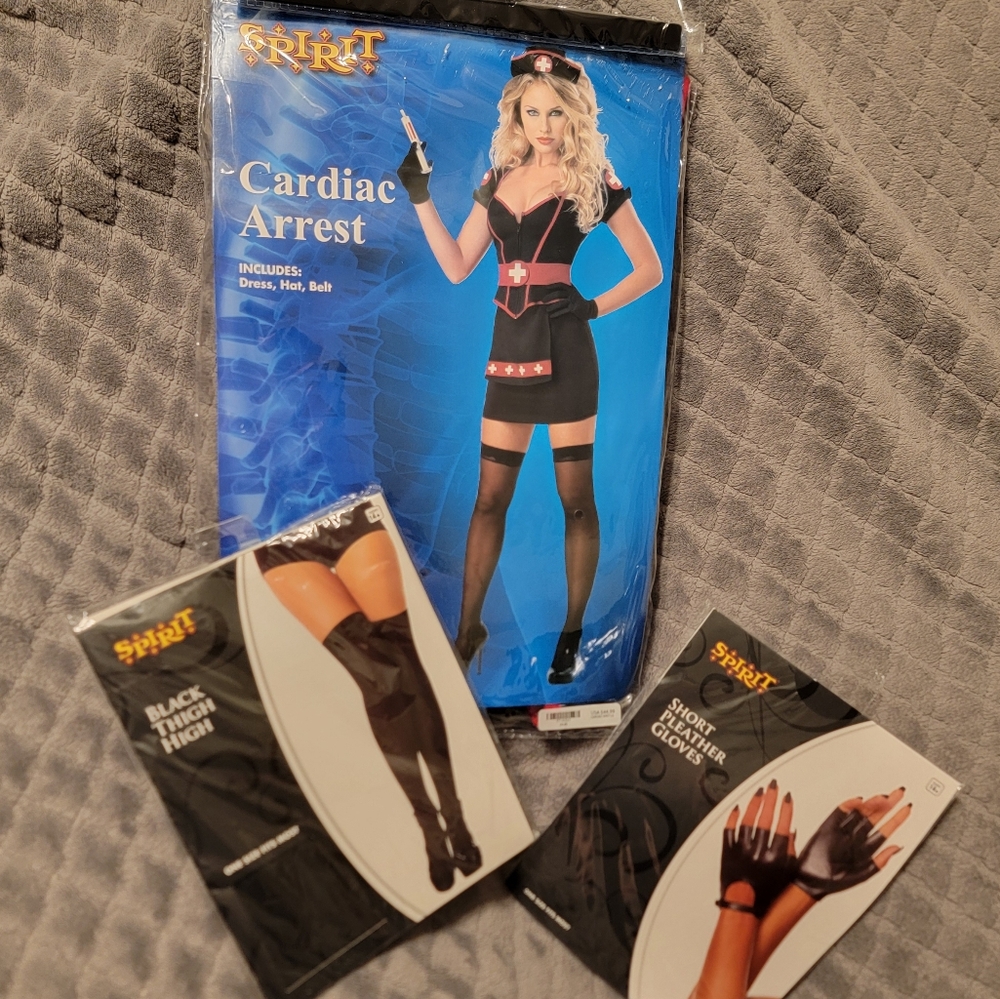 Spirit Cardiac Arrest Nurse Costume - Picture 1 of 11
